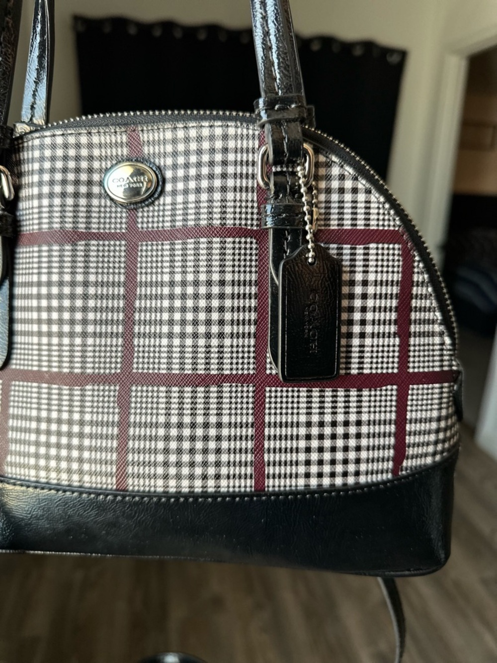Coach 2014 Peyton Glen Plaid Dome Satchel with Crossbody Strap - Picture 4 of 9